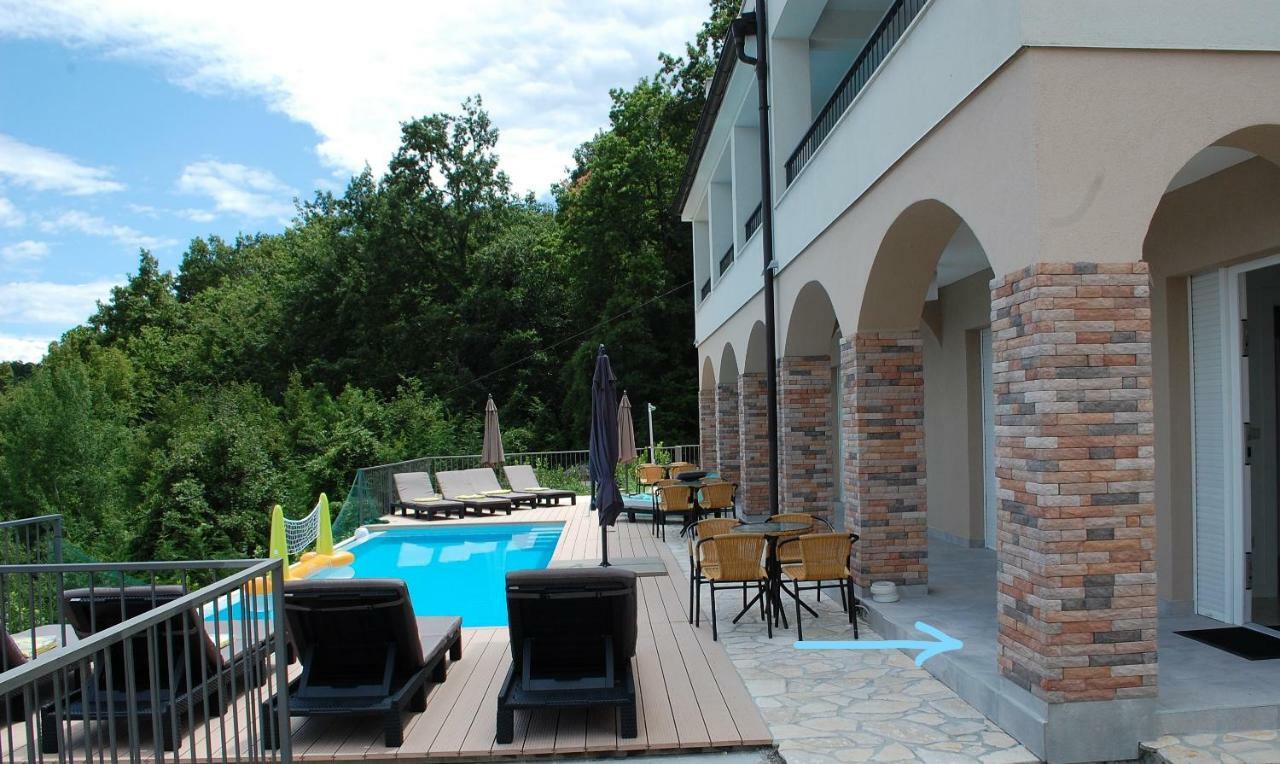 Apartment Mariva *